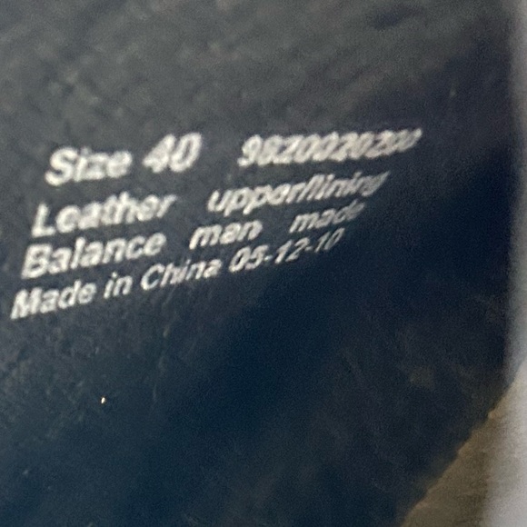 Dansko Hailey  Black Scalloped Leather Studded Clogs Mules Women’s Size 9.5 - Picture 12 of 12